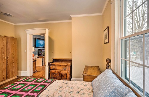 Rumford Point House | Vintage Farmhouse: Near Sunday River Ski Slopes!