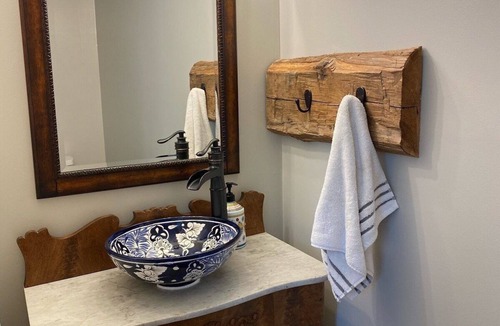 Haywood House | Walk to Old Rag | Hot Tub | Mountain Farmhouse