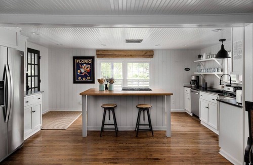 Haywood House | Walk to Old Rag | Hot Tub | Dog-Friendly Farmhouse