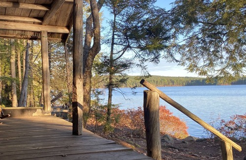 Beddington Cabin | Walk to this secluded lakeside cabin in downeast Maine
