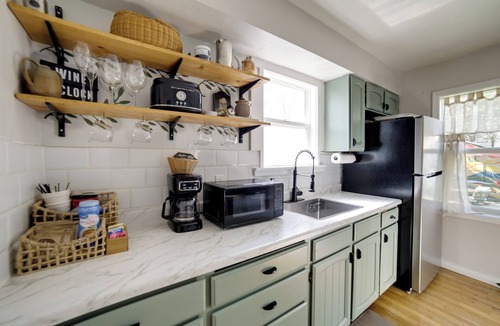 Caldwell Apartment | Walkable Apt in Dtwn Caldwell! Near Campus Events