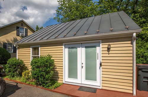 Leesburg Cottage | Waterford Cottage King The Village