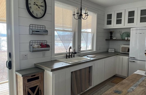 Penobscot Cottage | Waterfront 1BR Penobscot Cottage Amazing Sunsets