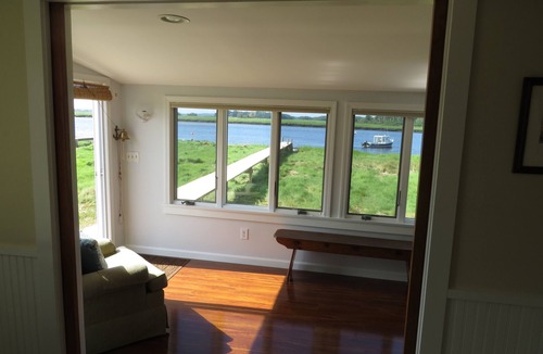 Newbury House | Waterfront Cottage has Private Dock On Parker River, Newbury, [near Plum Island]