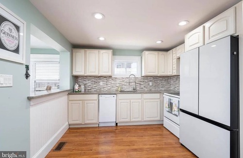 Fortescue House | Waterfront Delaware Bay Escape