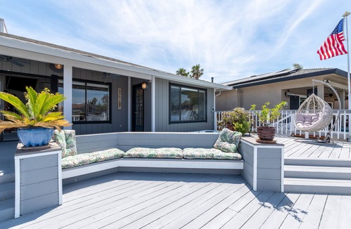 Discovery Bay House | Waterfront Haven