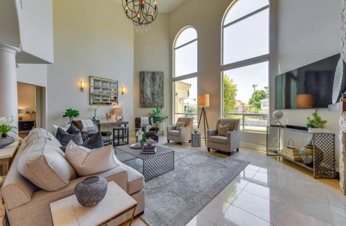 West Lake Estates House | Waterfront Luxury Gilbert Retreat with Pool and Spa!