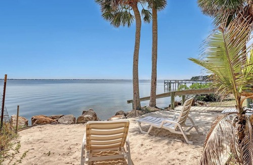Tropic House | Waterfront Mansion EGAD 11bd/10ba Kayaks Sleep 32