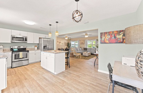 Caribbean Isles House | Waterfront Ranch on Sykes Creek near Cocoa Beach