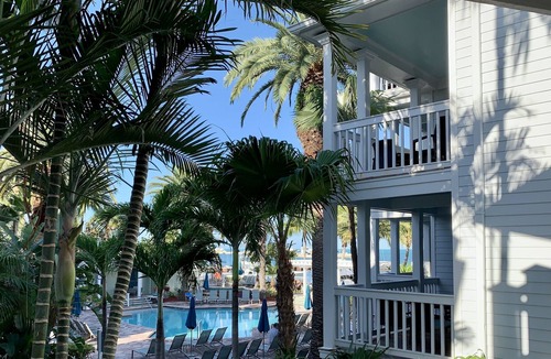 Truman Annex Resort | Waterfront Retreat, Fantasy Fest, Old Town, 7 Nights, Sleeps 2, Pool, Hyatt