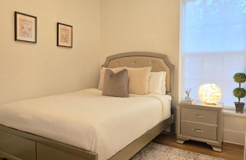 Fox Point Apartment | Waterside Step-free 2BR, Near Brown and RISD, Free Parking