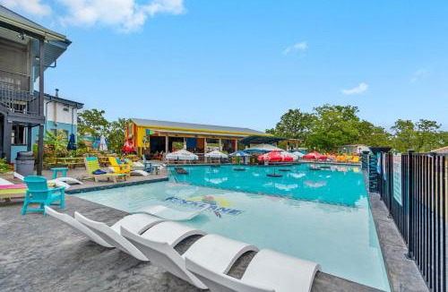 Indian Point House | Waterview Oasis - Stay for 4