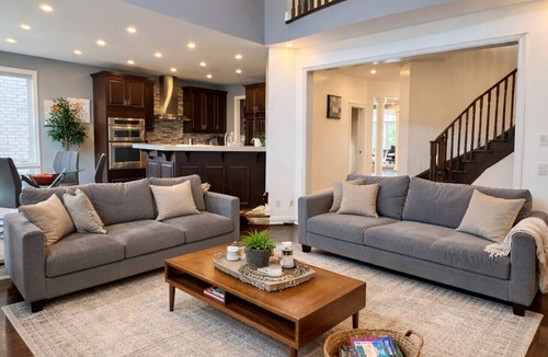 Brampton House | Wedding & Group 8-BR Estate 20ft Ceiling Games