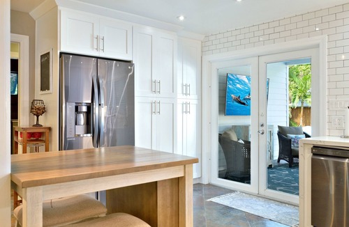 New Town House | *Welcome To Poseidon's Paradise* Midtown Home & Incredible Pool *28 Nights Min