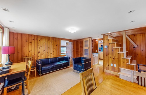 Port Clyde Cottage | Well-equipped cottage with modern touches, WiFi, gas grill, & beautiful views