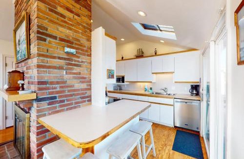 West Dennis House | West Dennis Dockside