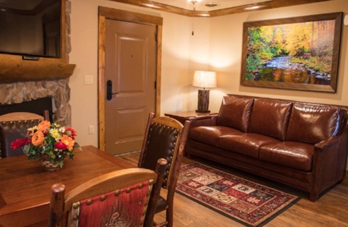 Branson Resort | Westgate Branson Woods 1 King Bdrm Std Villa, pet friendly