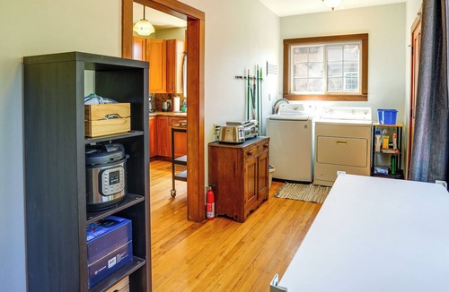 Elmwood House | WFH-Friendly Berkeley Home < 2 Mi to University!