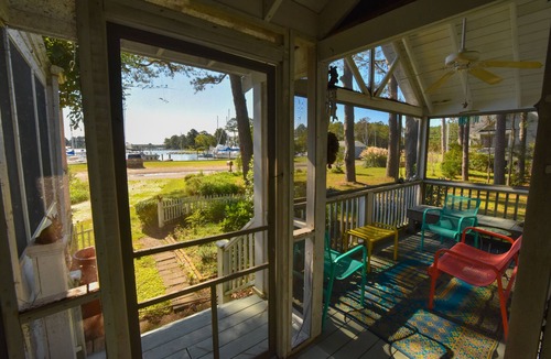Onancock House | Whimsical Cottage with Gorgeous Views of the Bay, overlooking Russell Marina.