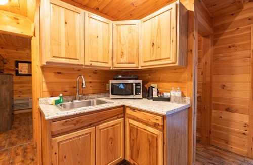Bethlehem Cabin | White Mountains Pet Friendly Cabin Near Lake