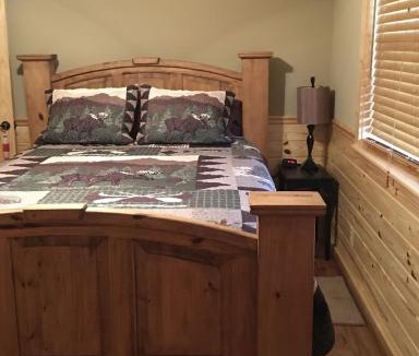 Calico Rock House | White River Landing