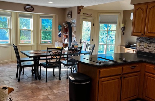 Lone Rock House | White River Retreat and Adjacent 1 Bedroom Cabin! Bring the entire gang!