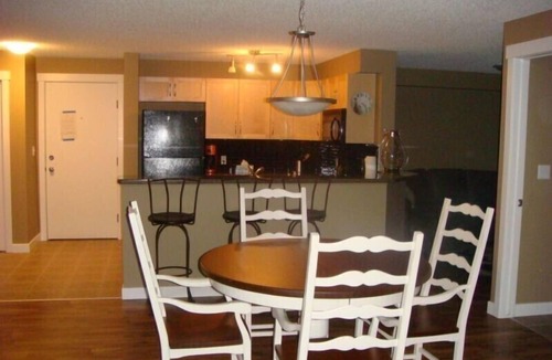 Invermere Condo | Windermere Point 2br Lakeview Condo - Invermere