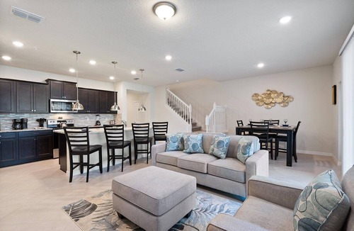 Four Corners House | Windsor Cay Resort 5 Bedroom Townhome with Pool