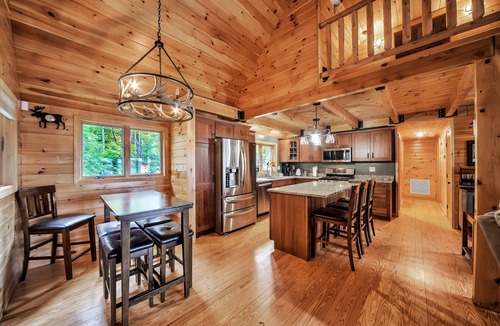 Belgrade Cottage | Winter Lakefront Cabin on Great Pond, Hot Tub