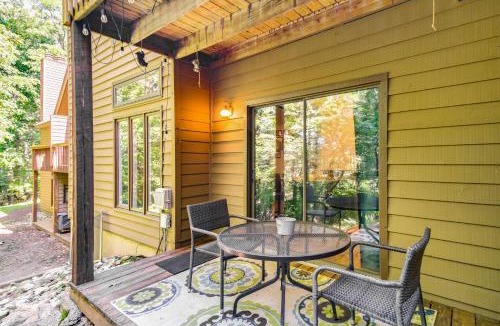 Wintergreen House | Wintergreen Resort Condo w/Deck, 0.3 Mi to Slopes