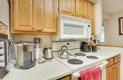 Nellysford Apartment | Wintergreen Resort Vacation Rental w/Balcony!