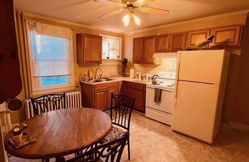 Winchester Apartment | WonderClock House downtown vintage duplex w/porches, steps to Handley Library