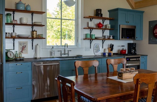 Spruce Head Cottage | Wonderfully Appointed, Classic Maine Waterfront Cottage