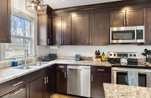 Barboursville House | Wooded Escape Near UVA, Wineries & Skyline Dr