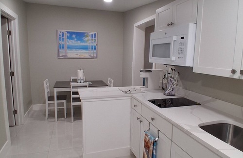River Park House | Your Perfect Getaway 4 bedroom residential home
