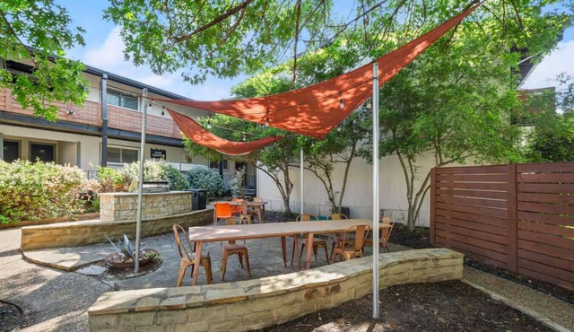 1 Br Apt Next 2 Downtown - Cozy!