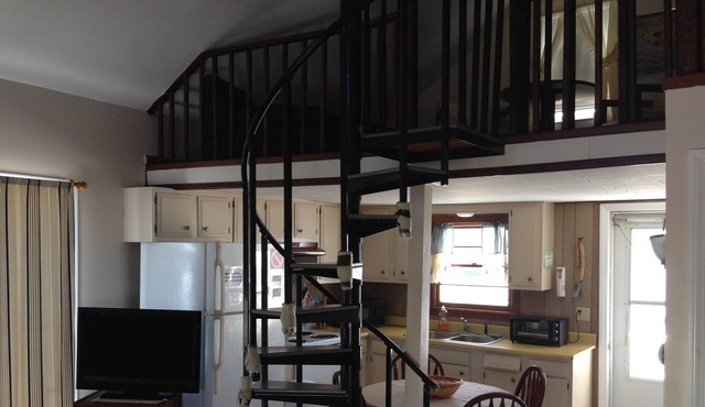 2 Bedroom Cottage Across From Wells Beach
