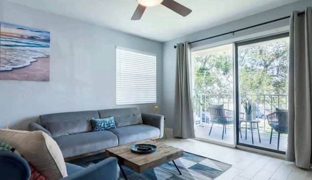 2BR Beachside Condo + Pool & Hot Tub | Island Club