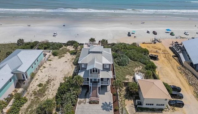 4+Bunk Rm - 4700sqft Beach House sleeps 16 - Elevator EV-Charger - Steps to sand