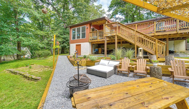 5 Mi to Harpers Ferry Nhp: Quiet Deck & Garden