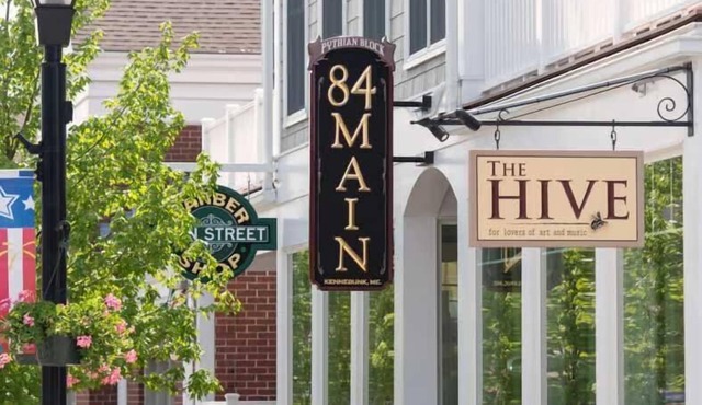 84 Main - 2 Bedroom Suite