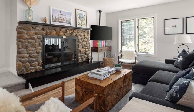 Above & Beyond: Heated Pool | Hot Tub | Near Stowe