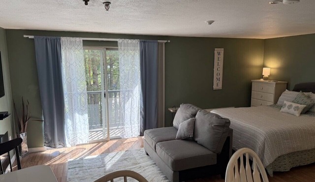 Adorable Studio - Close to everything!