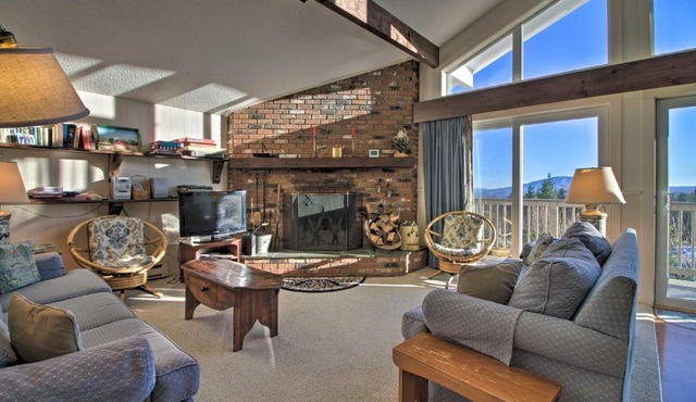 Adventure Home: Trails, Pool, Gym & Tennis Access