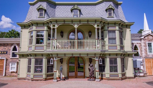 Adventure Suites