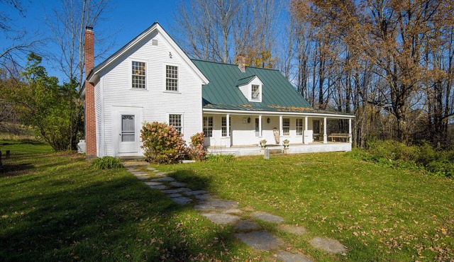 Amazing Vermont Farmhouse, perfect for getaways!