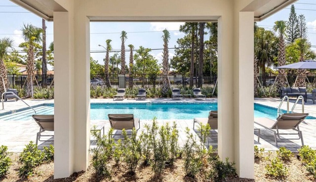Aviara Green - 'Penta' - 107 · 'Penta' at Aviara Green - Modern Apartment & Pool