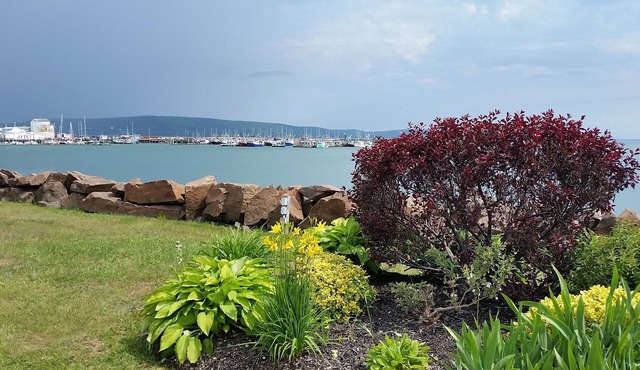 Bayside Inn