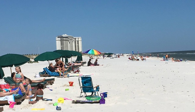 BEACH FRONT Ft Morgan, 2BR, 2BA, huge balcony! CHAIRS UMBRELLA included, laundry
