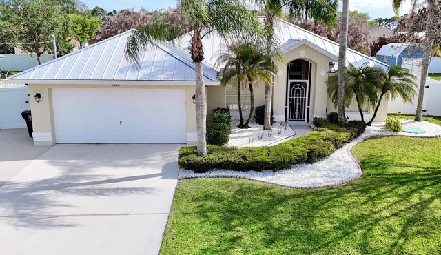 Beautiful HEATED Pool house 2 mi to Mets Stadium PET OK near I-95/FL Turnpike.
